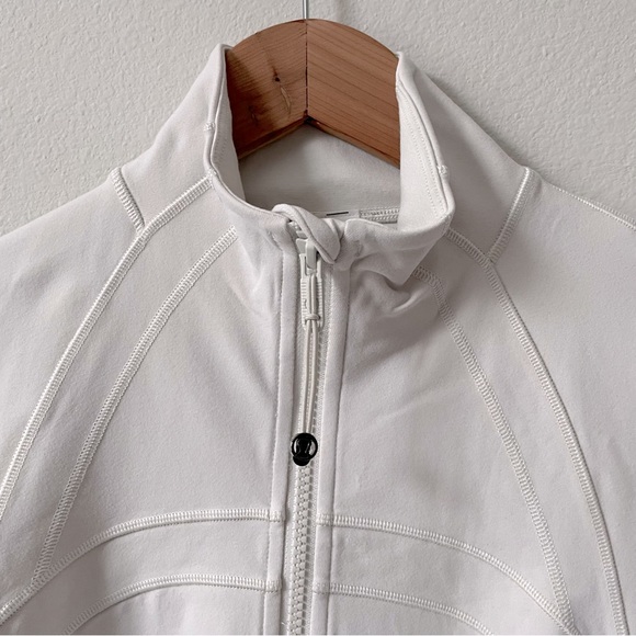 NWT Lululemon Define Jacket *Luon Bone Size 6 - Picture 2 of 11